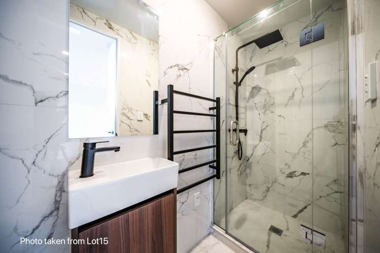 16/85 Cascades Road_2