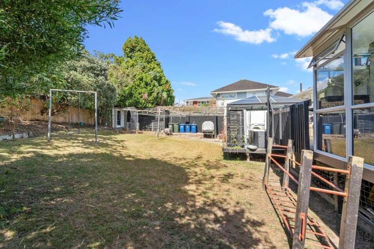 11 Windermere Crescent Blockhouse Bay_4