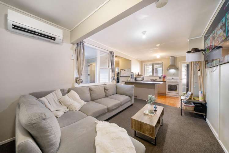 42 Cobham Crescent_5