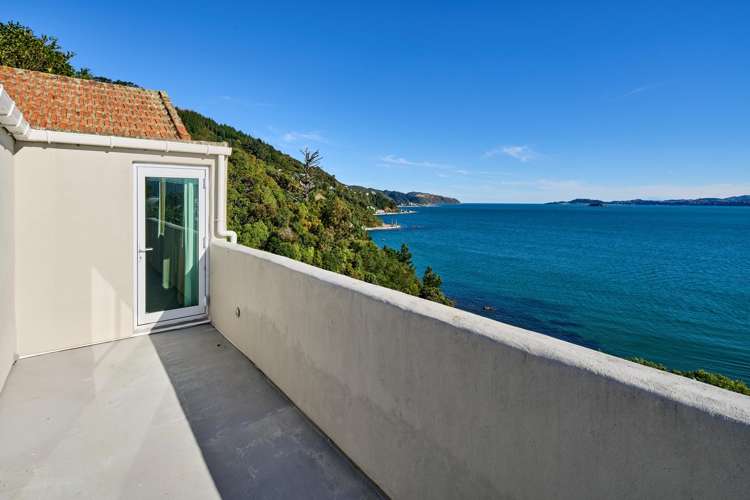 5 Rangiuru Road, Mahina Bay Eastbourne_29