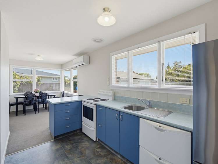 20 Charles Upham Avenue Hillmorton_4