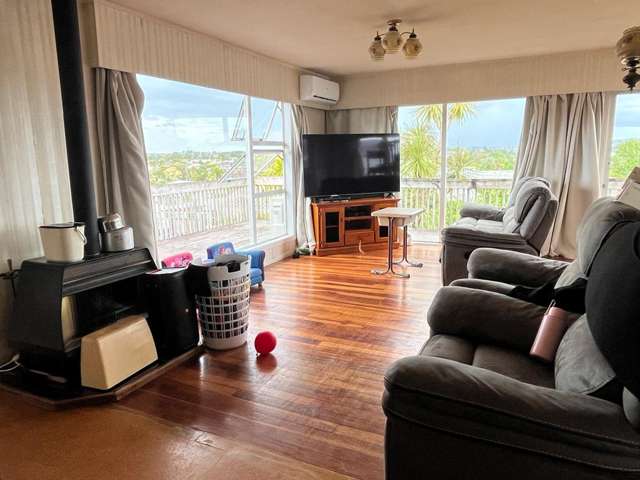 8 Pooley Street Pakuranga Heights_2