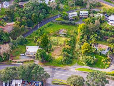 31 Riverside Drive and 4 Punga Grove Avenue_1