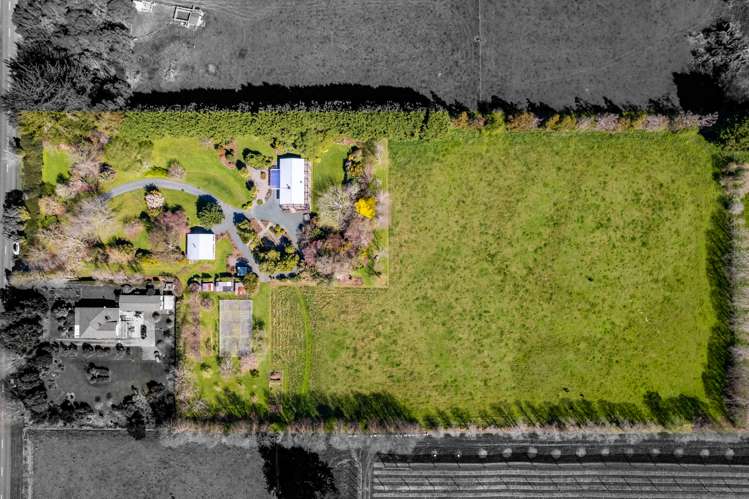 242 Higgins Road Wakefield_16