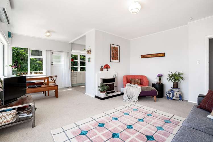 84A & B Tannadyce Street_5