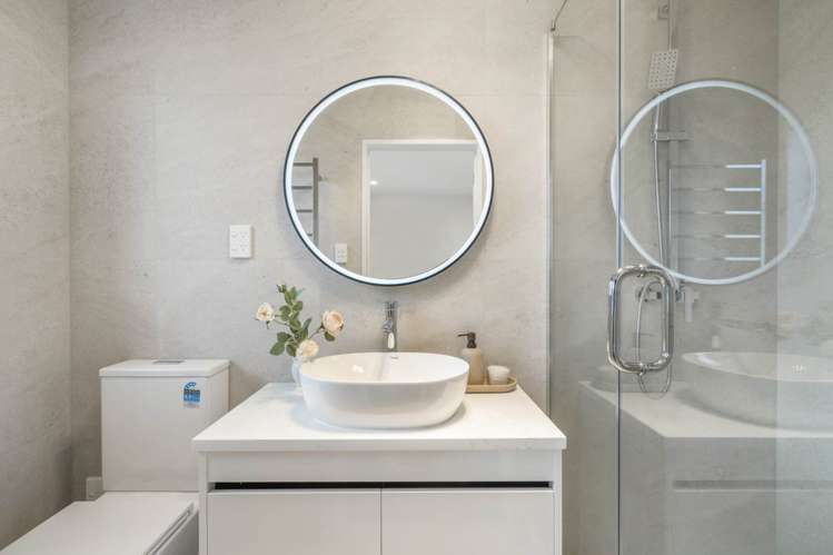 7/16 Binsted Road New Lynn_10