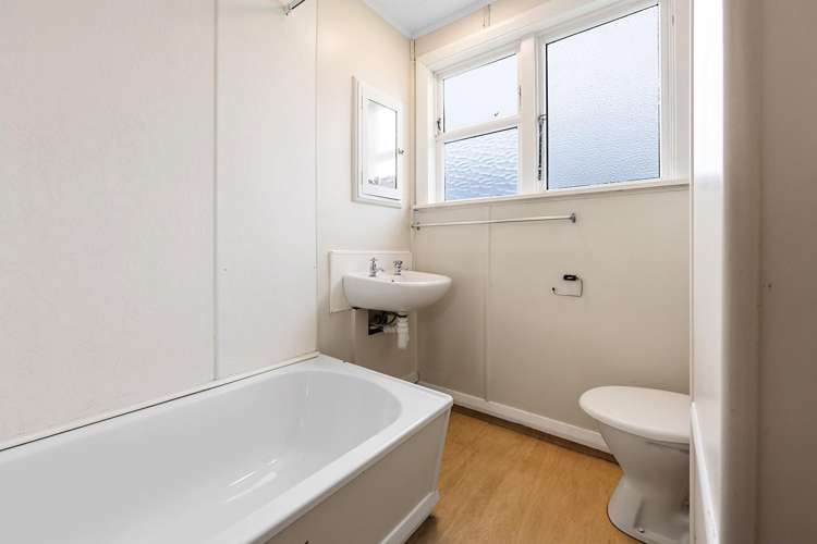 5 Belfield Street Dallington_11