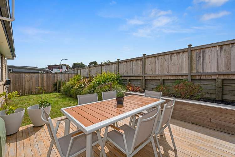 1 Tararua Street Massey_33