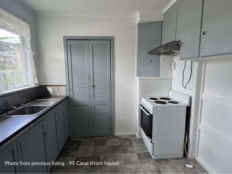 95 & 95A Canal Road Avondale_8