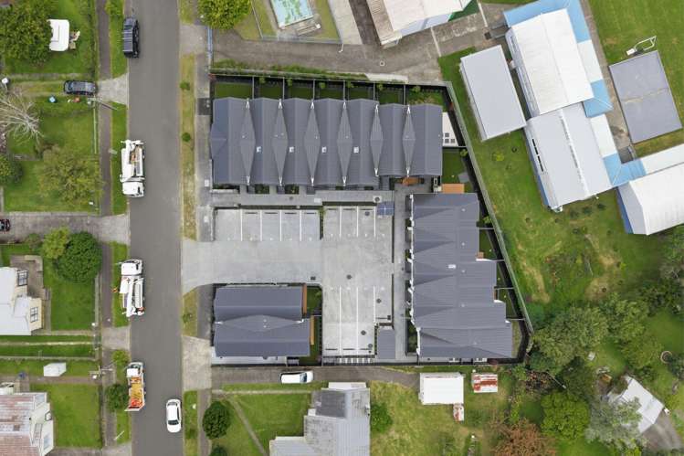 12 Taratoa Street Point England_39
