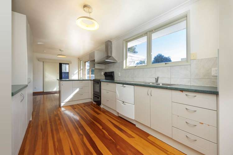 28 Parry Road Mt Wellington_6