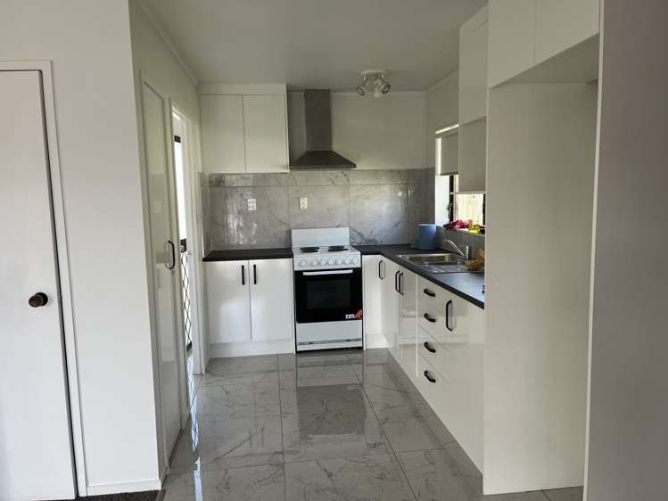 2/69 Orams Road Hillpark_3