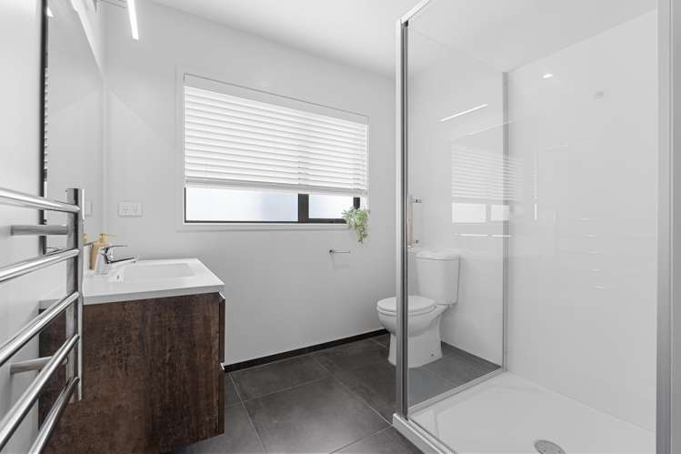 7 Ringi Lane Orewa_12