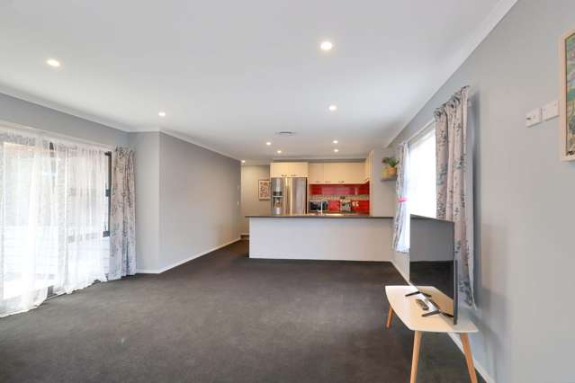 6 Rimutaka Street Trentham_2