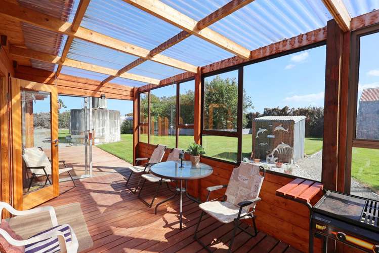 13 Danube Road Winton Surrounds_16