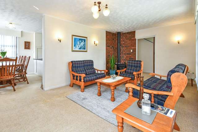 43 Mckean Avenue Manurewa_2