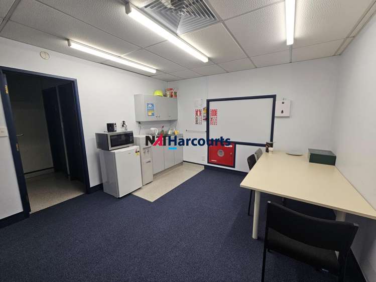 B/2 Cebel Place Albany_11