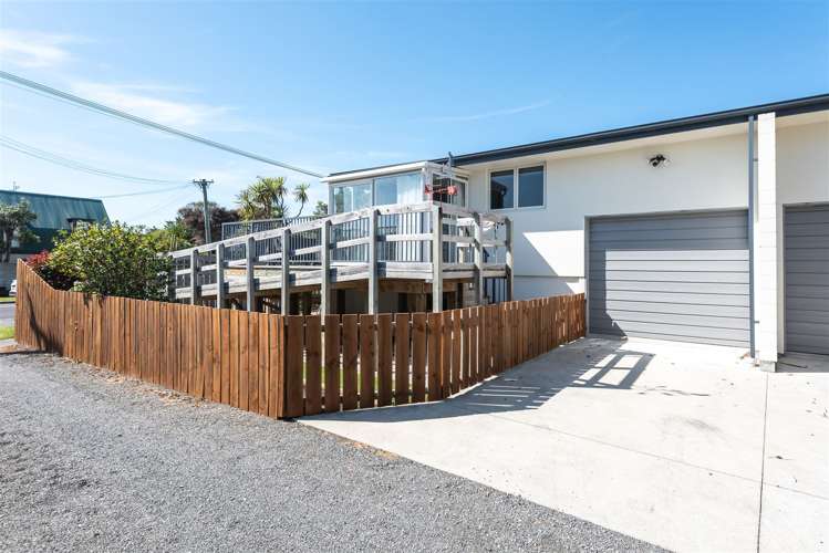 1/110 Rocking Horse Road Southshore_13