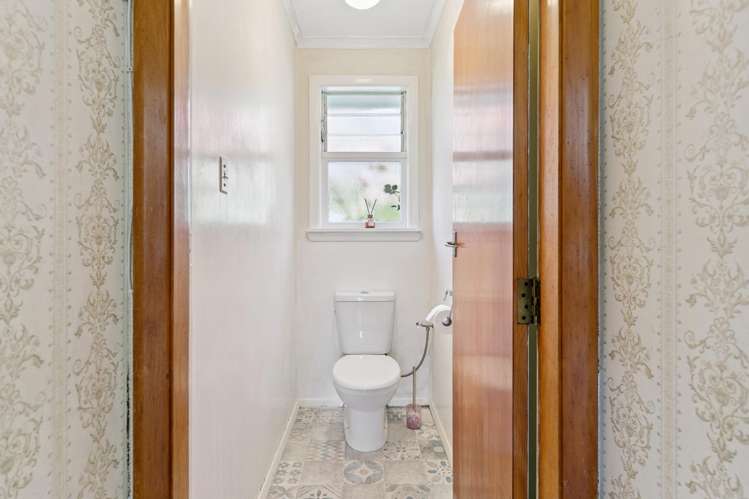 7 Lyndhurst Road Tawa_11