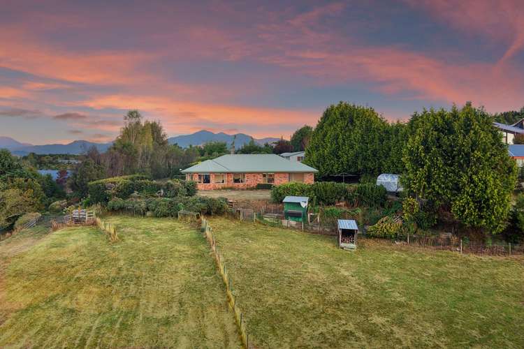 86 Totara View Road_0
