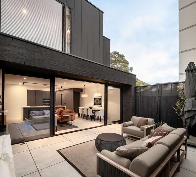 8 Rhodes Street Merivale_1