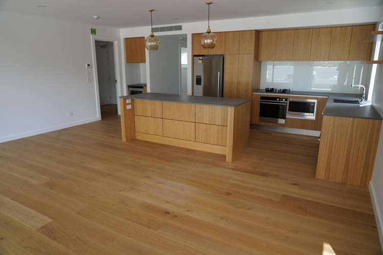 Apt 31/65 - 93 Lakeside Road_3