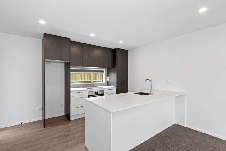 2/17 Frederick Street Waltham_2