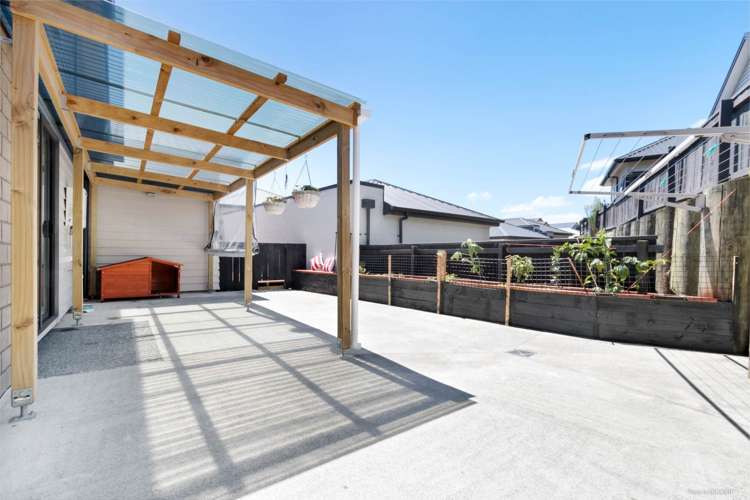 17 Hirimate Place Flat Bush_15
