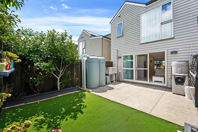 53 Glidepath Road Hobsonville_13