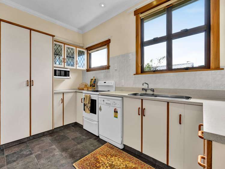 10 Seddon Street Westown_9