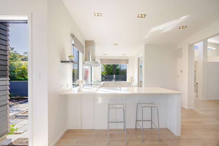 80 Kent Terrace Taradale_3