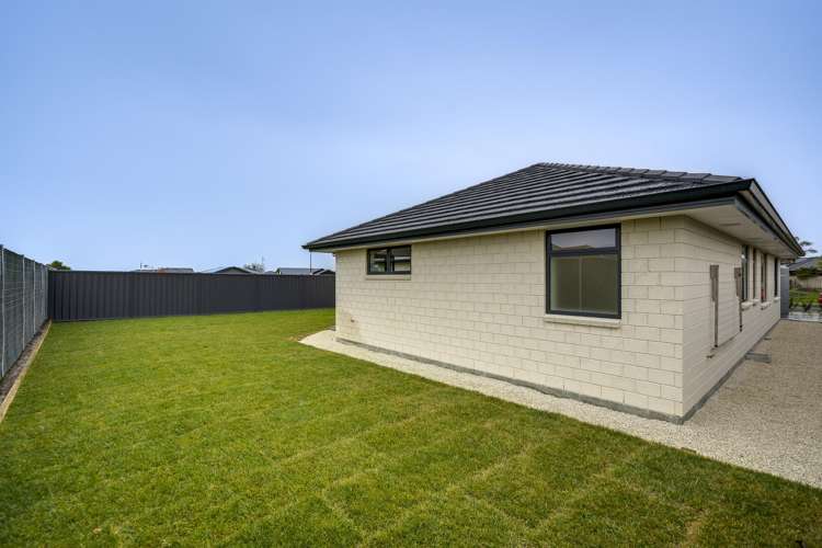 6 Matau Crescent Frimley_15