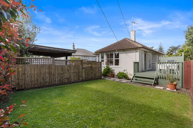 29 Coates Crescent Panmure_5