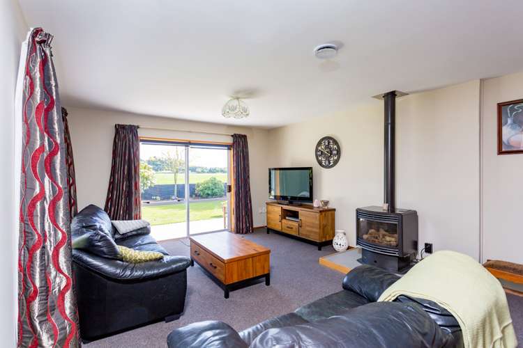 24 Roydon Drive Templeton_6