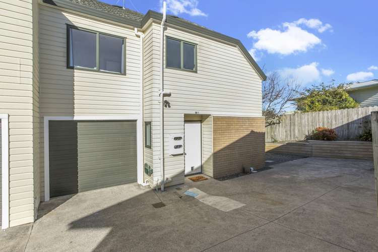 3/20 Gossamer Drive Pakuranga Heights_23