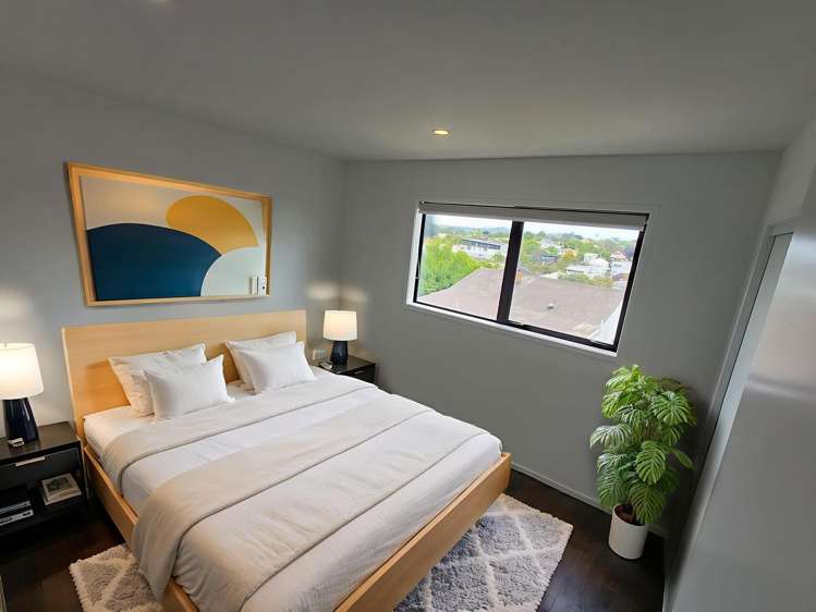 20/200 Carrington Road Mount Albert_4