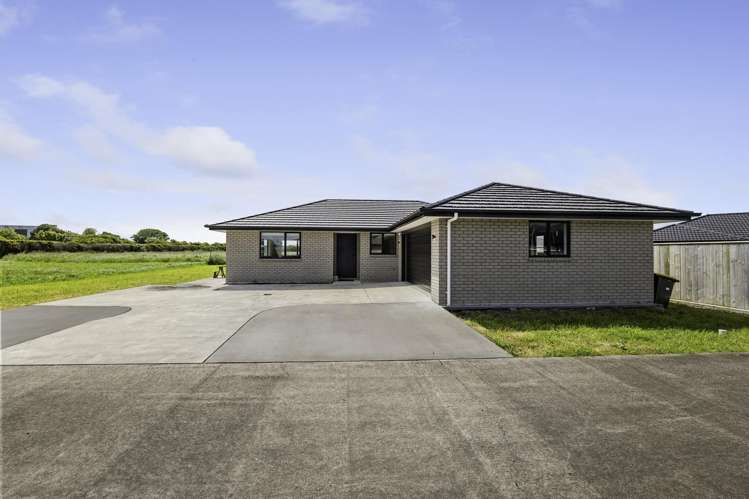 34 County Drive Hawera_18