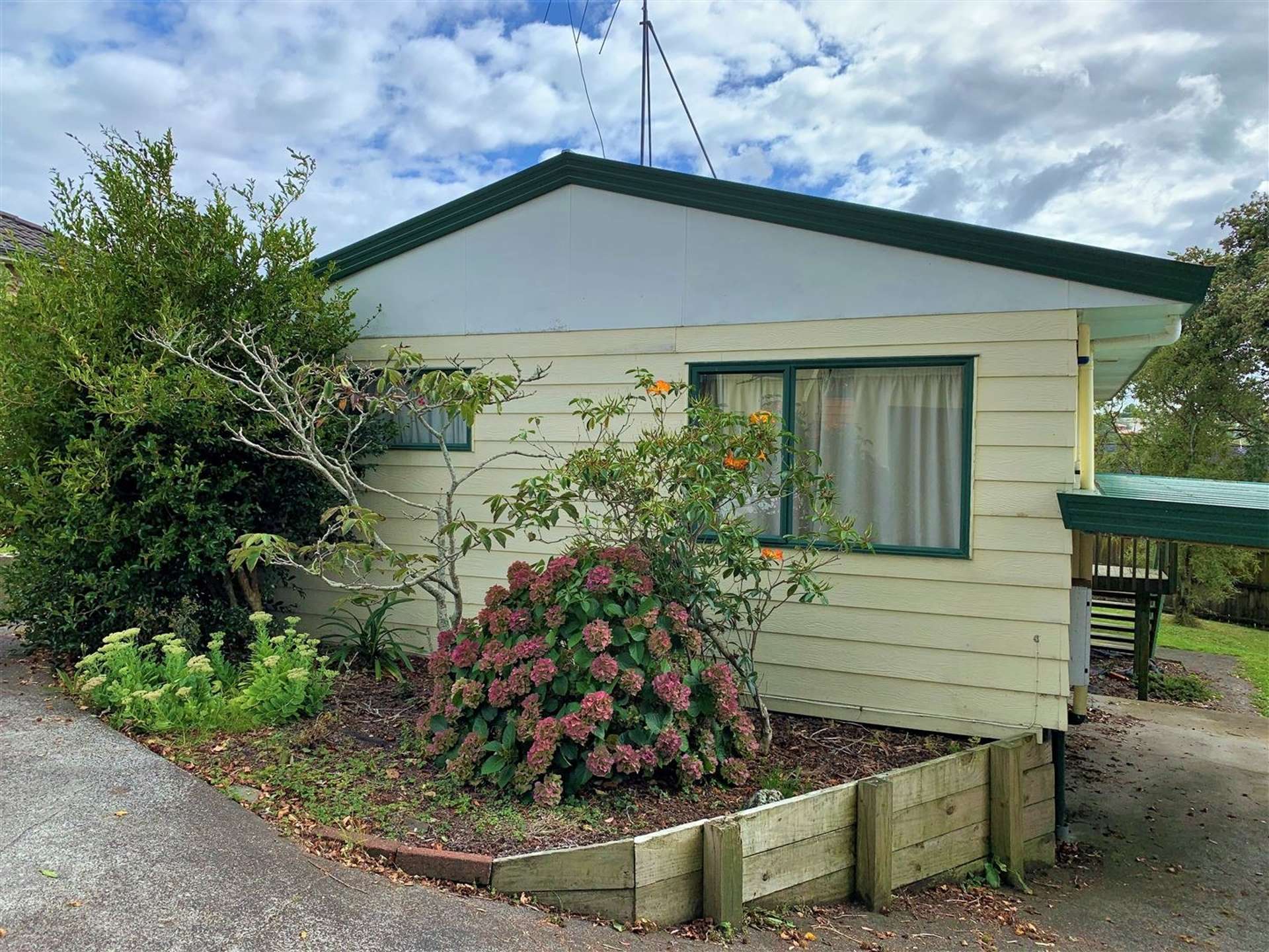 503A Hillsborough Road 10044_0