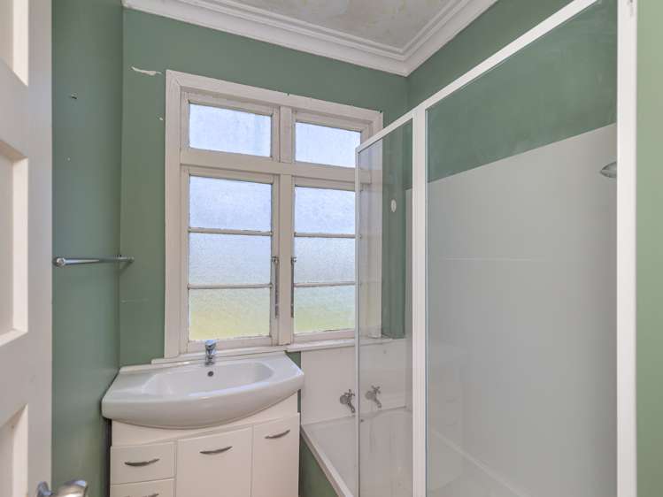 68 Queen Street West Levin_7