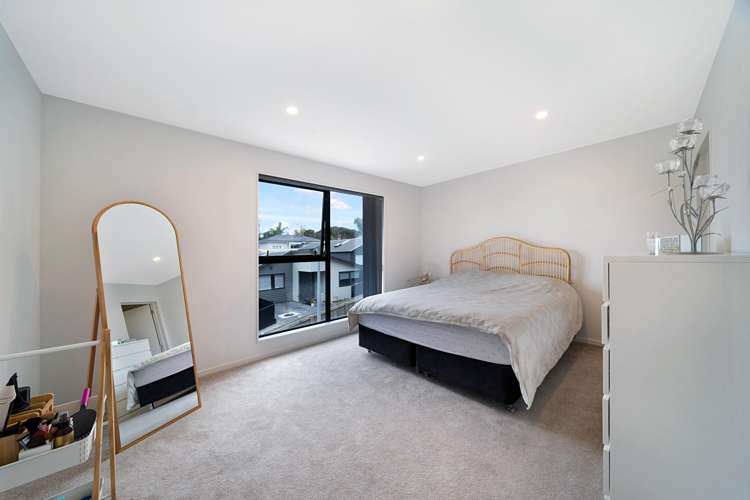 8/105 Hobsonville Road West Harbour_7