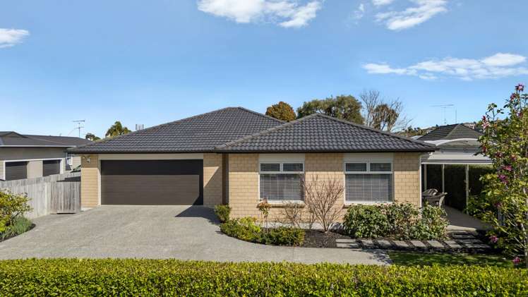 14 Hatton Road_0