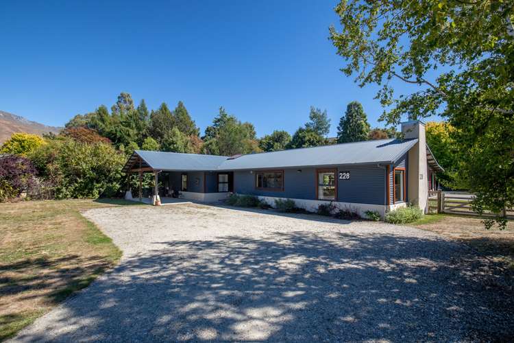 228 Stone Street Wanaka_25