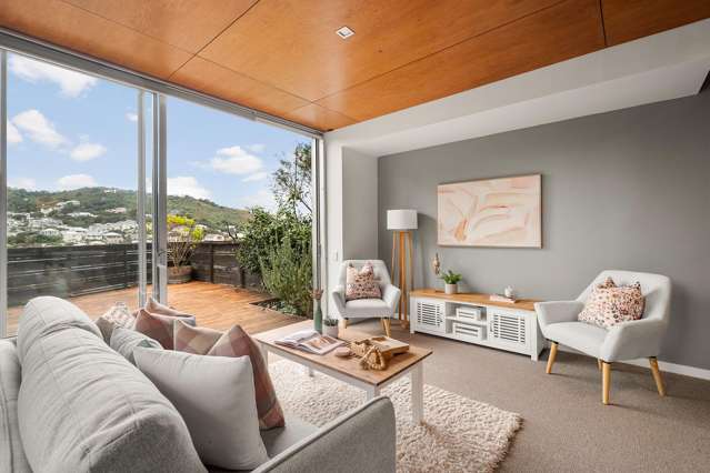 10/3 Severn Street Island Bay_4