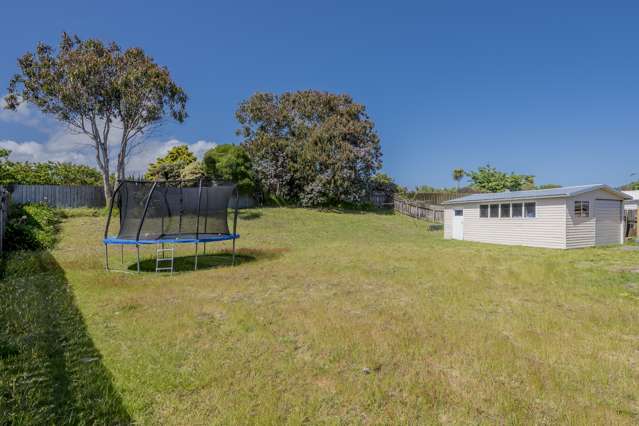 68 Michael Road Paraparaumu Beach_1