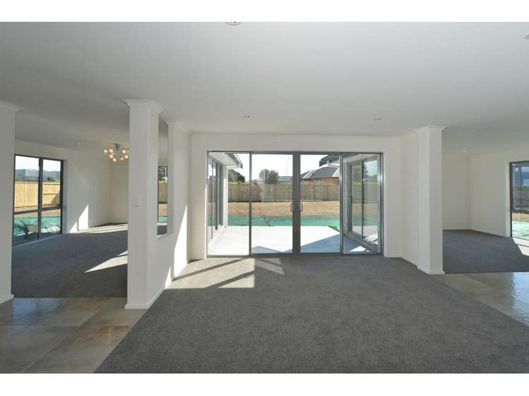 7 Pyle Road East One Tree Point_6