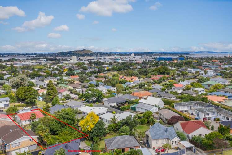 52 Heretaunga Avenue Onehunga_13