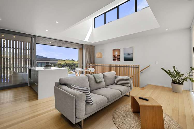 2/25 Rangitahi Road_0