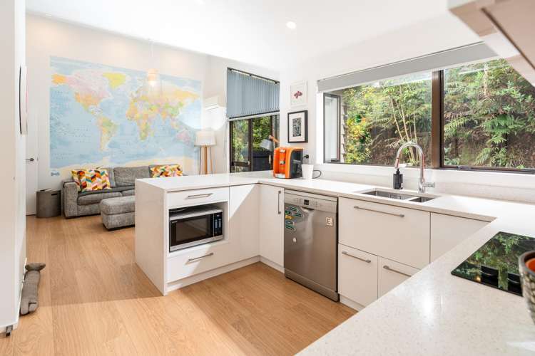 80 Amapur Drive Khandallah_5