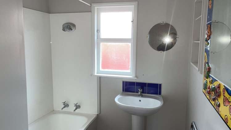 4 Kelsey Crescent Hillsborough_9