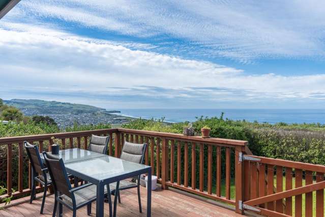 Sweeping Sea Views - Move In for Summer
